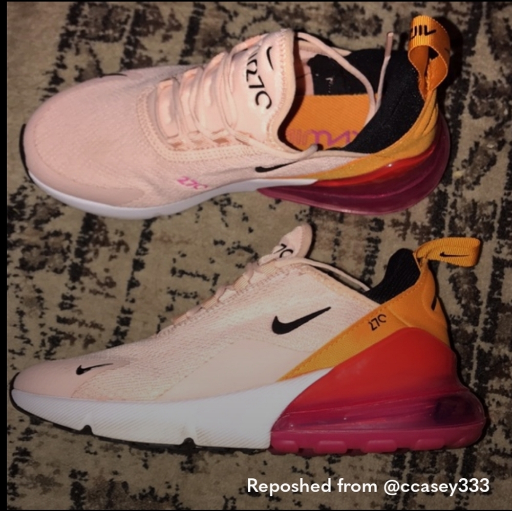 Nike Air Max 270 Women's Sneakers